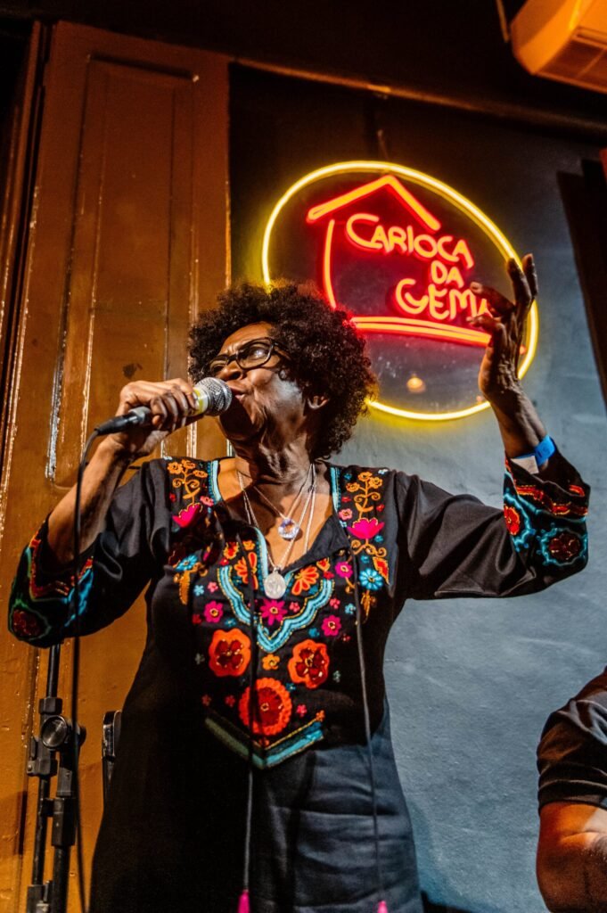 Carioca da Gema dedica semana ao Dia das Mulheres com sambistas