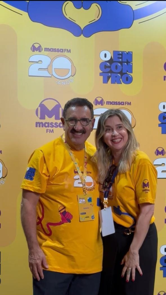 Massa FM celebra 20 anos com Mylena Ciribelli no time