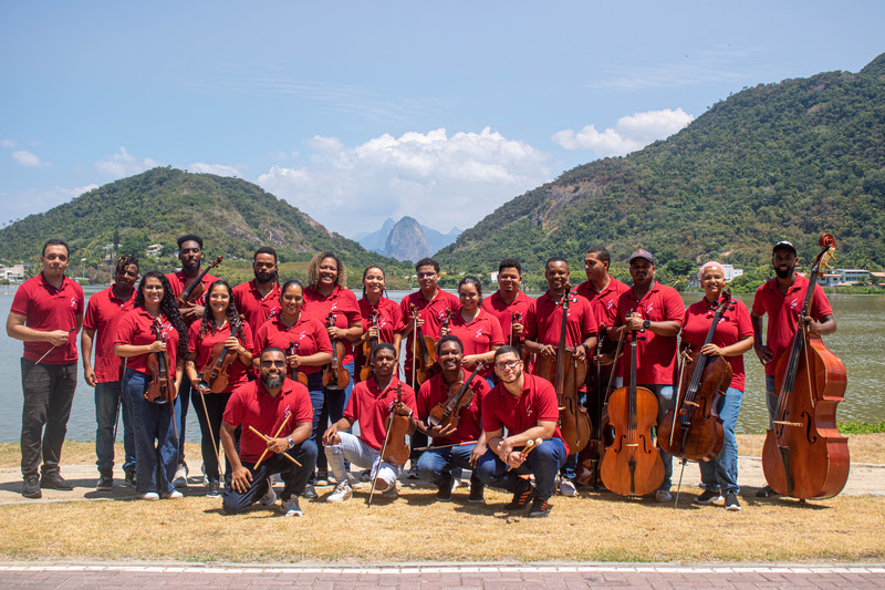 Orquestra da Grota apresenta ‘CarnaDisney’ ao ar livre em Niterói