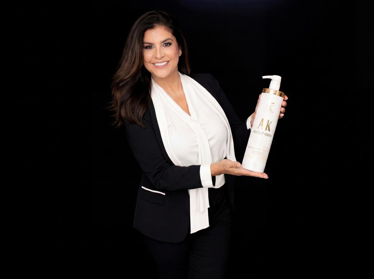 Marise Castro relança salão e produtos