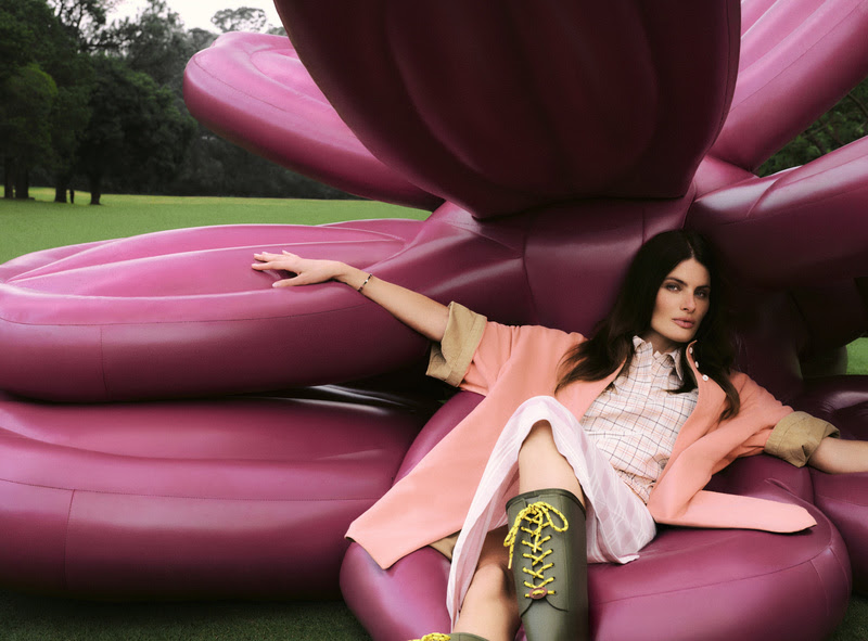 Isabeli Fontana estrela campanha de Dia das Mães