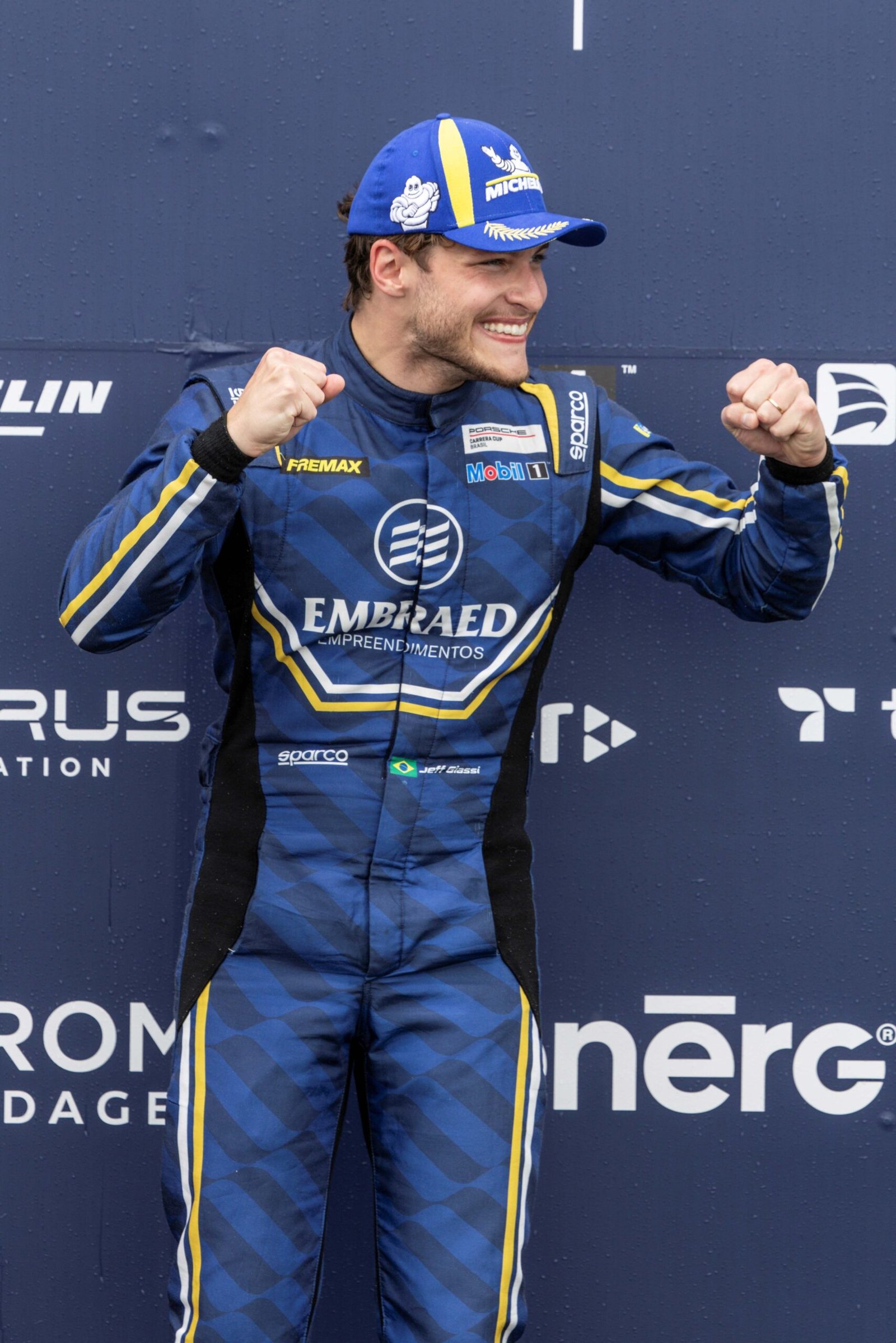 Jeff Giassi vence em Le Mans na Porsche Carrera Cup