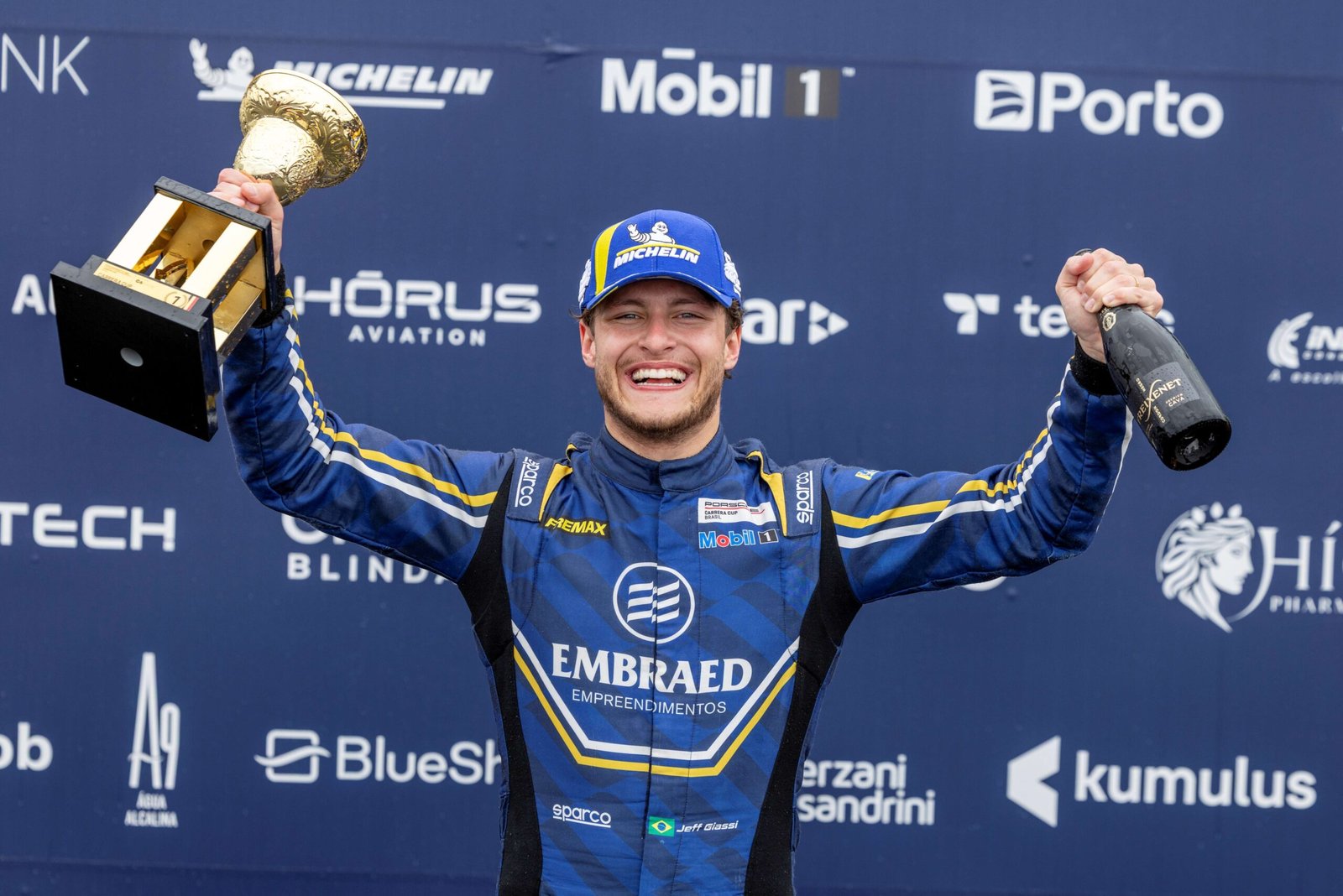 Jeff Giassi vence em Le Mans na Porsche Carrera Cup