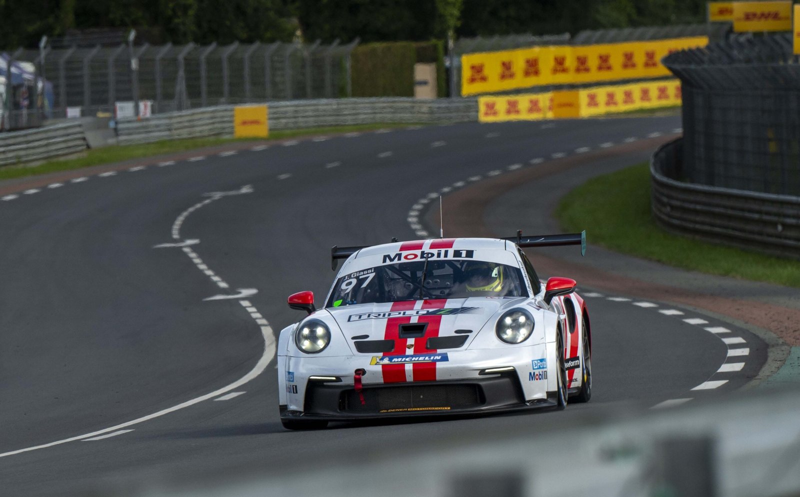 Jeff Giassi vence em Le Mans na Porsche Carrera Cup