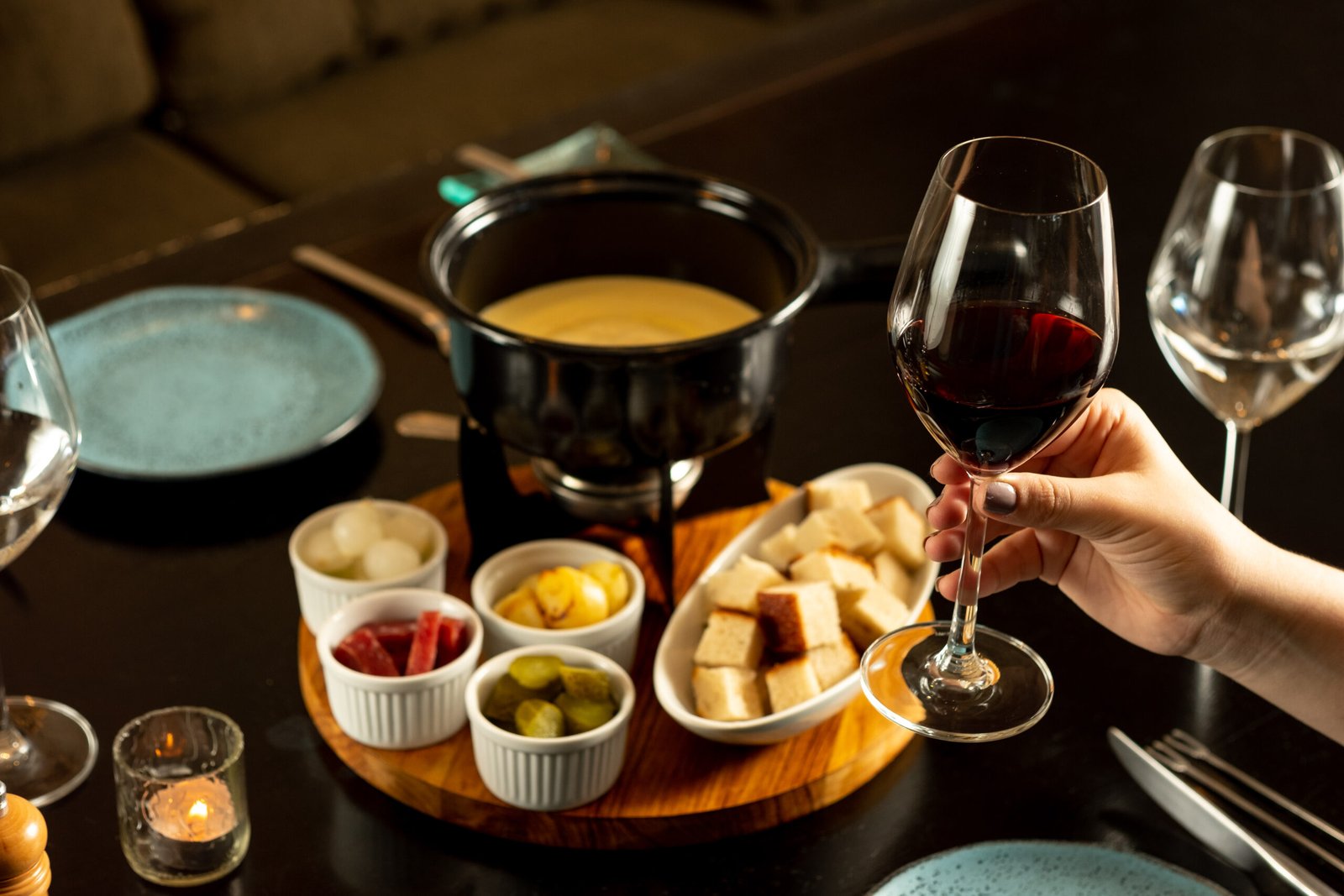 Férias de julho no Jequitimar têm fondue e lazer