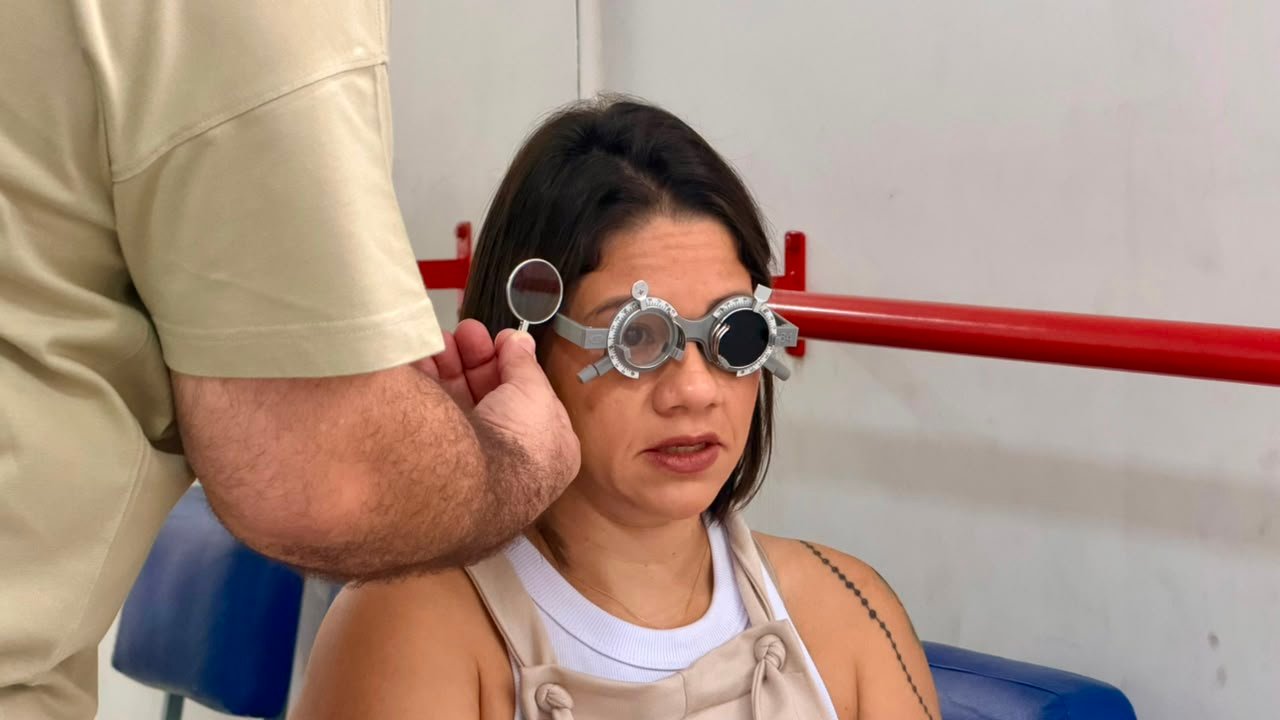 Viradouro realiza ação social para comunidade em Niterói