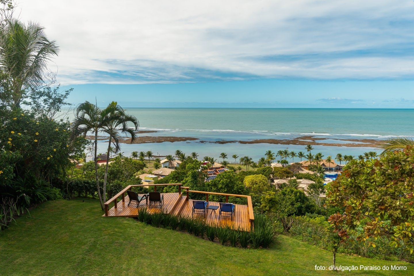 Hotel em Arraial d’Ajuda aposta no inverno baiano