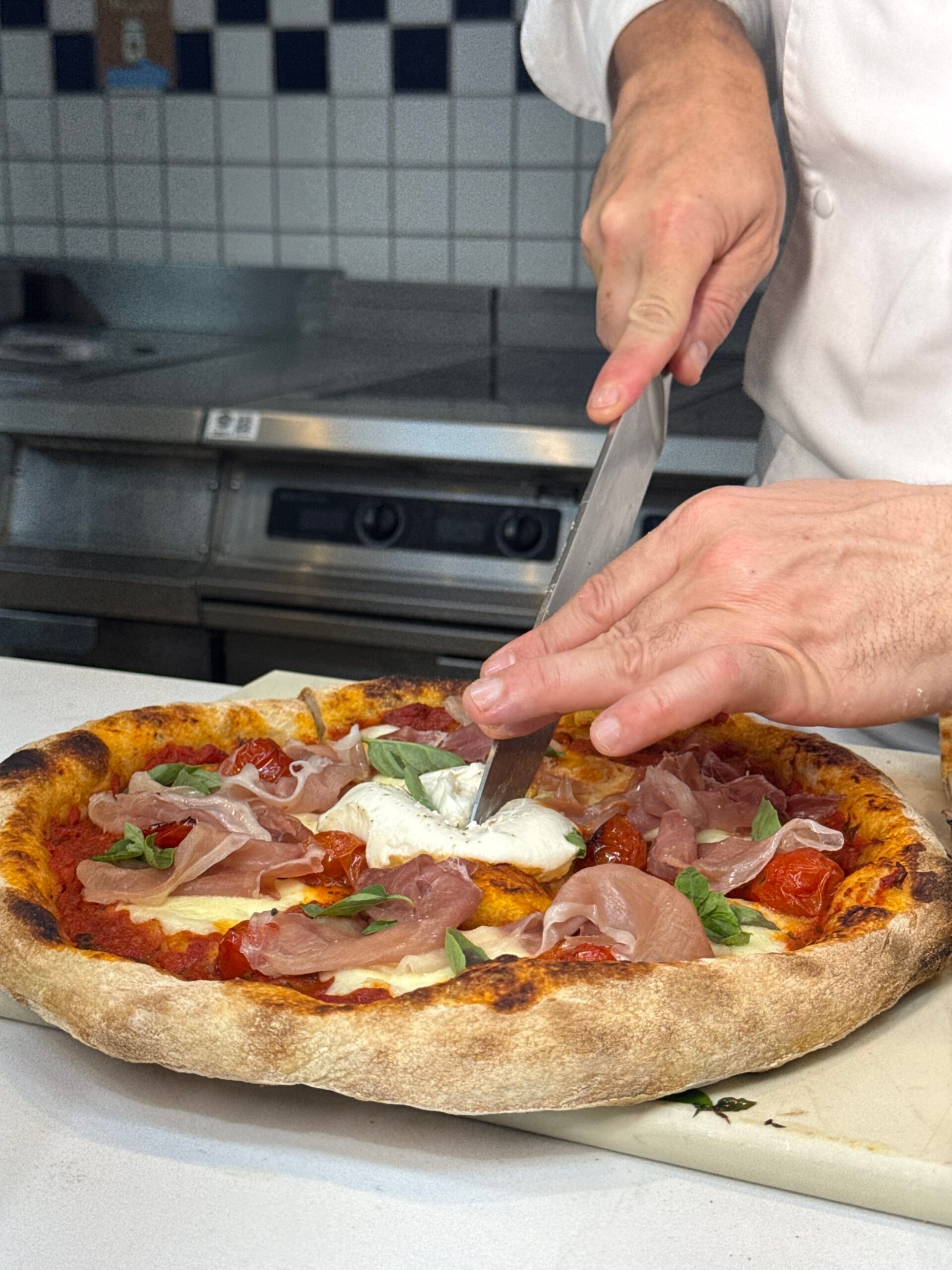 Festival de pizzas agita restaurante no Rio