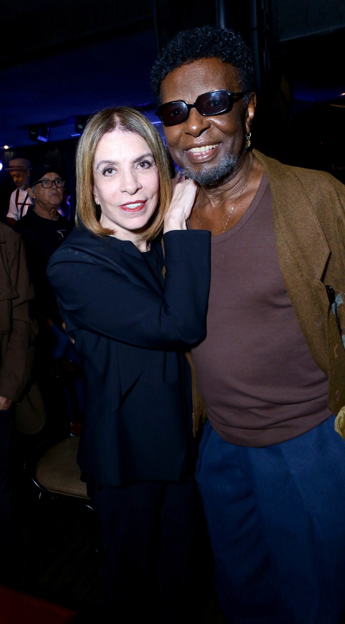Karinah leva homenagem às mulheres do samba ao Blue Note Rio