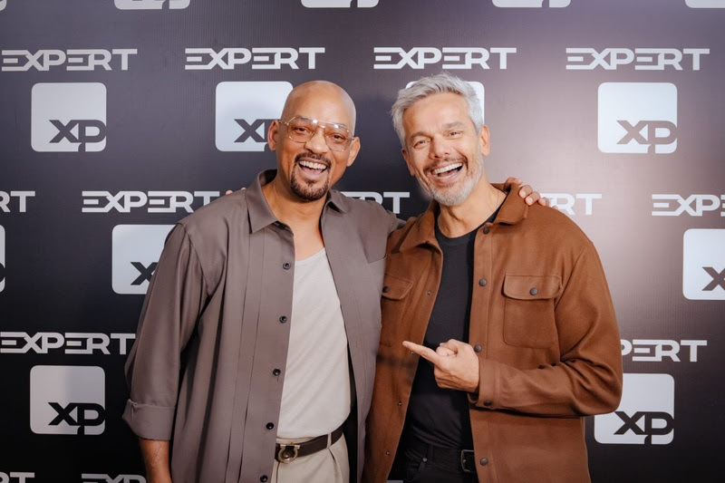 Otaviano Costa e Will Smith se encontram em SP