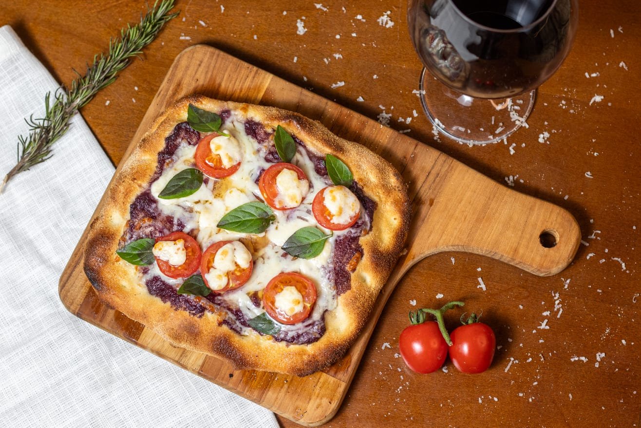 Farinha Pura realiza harmonização de pizza e vinho no Rio