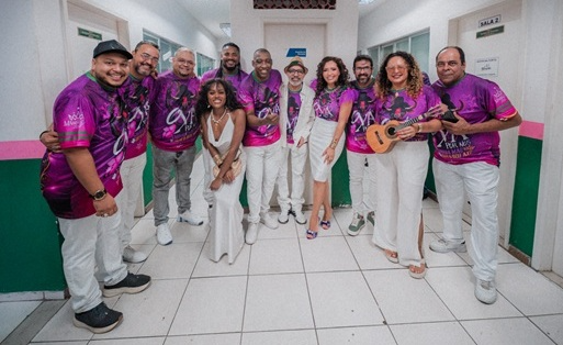 Samba 3 avança com apoio da Mangueira