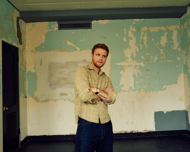 Alex Warren anuncia o álbum WILDCHILD
