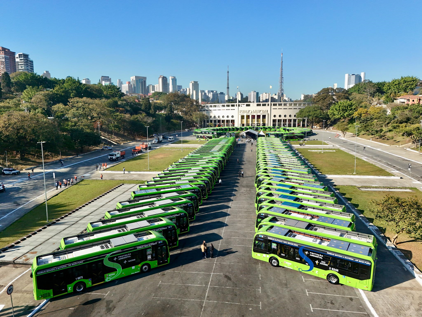 BYD lidera ônibus elétricos emplacados no Brasil