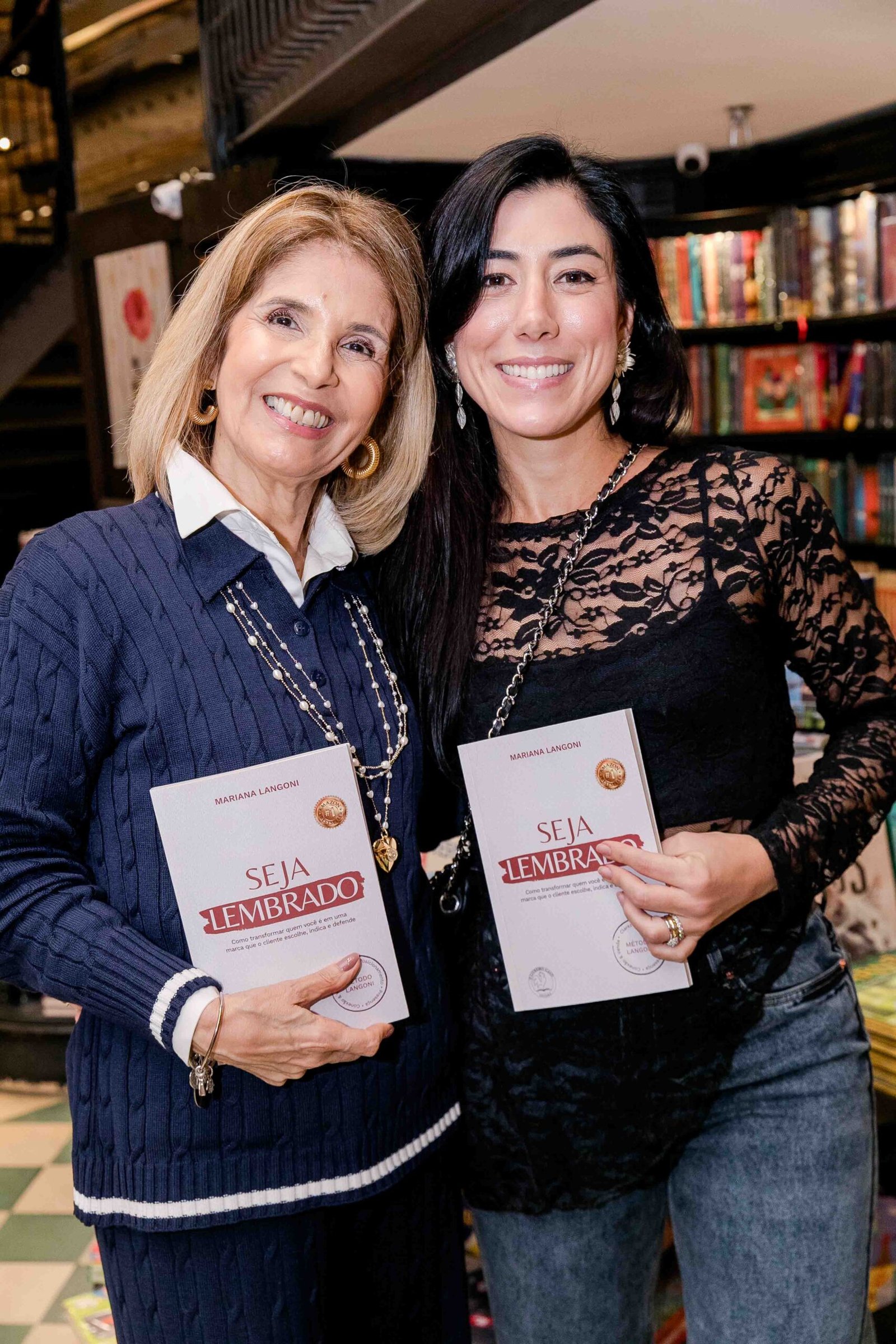 Livro de Mariana Langoni estreia com casa cheia no Leblon