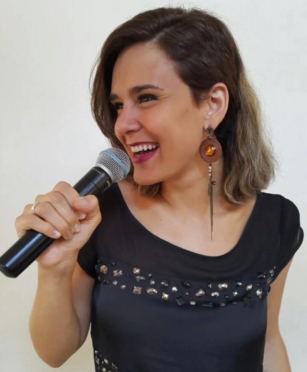Sáloa se apresenta no West Shopping neste sábado