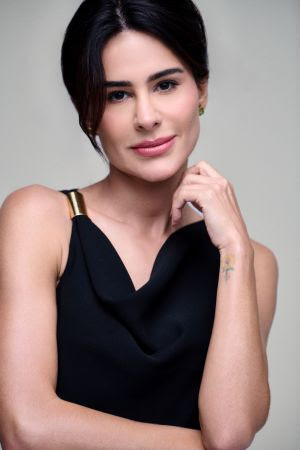 Natalia Martins mostra lado íntimo em “No Offline”