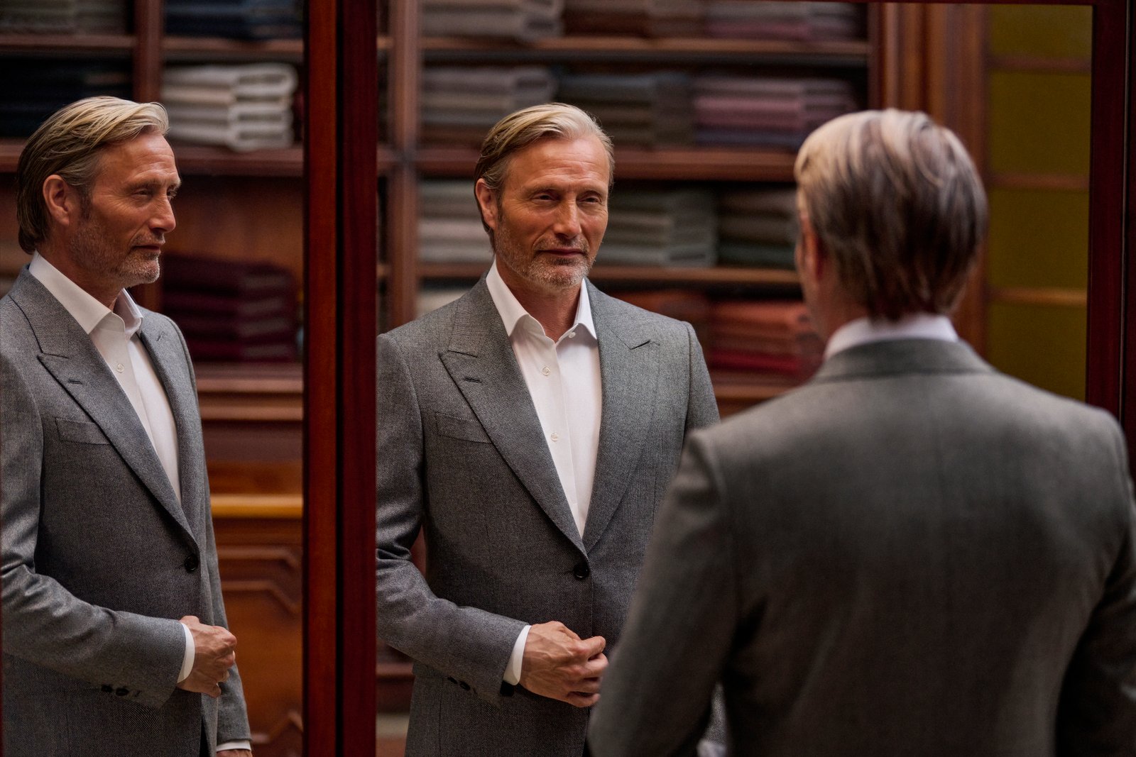 Mads Mikkelsen estrela nova campanha da ZEGNA