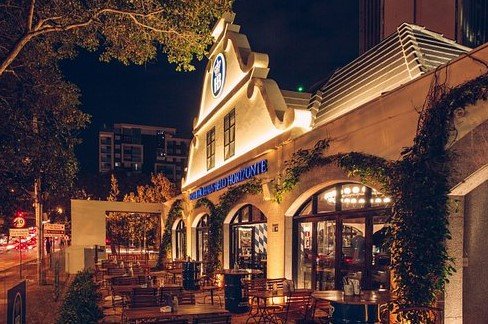 Primeira unidade da América Latina, Hofbräuhaus BH celebra o mês de outubro com nova cerveja sazonal e programação especial de 20 a 25 de outubro